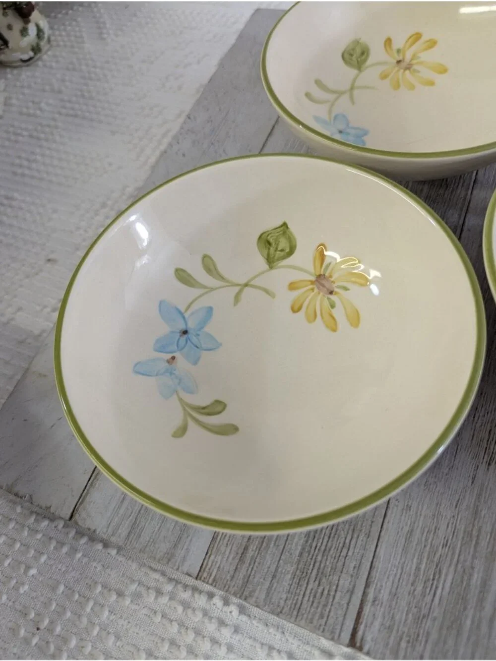 Vintage Franciscan DAISY Set of 5 Dessert Berry Bowls 5 1/8